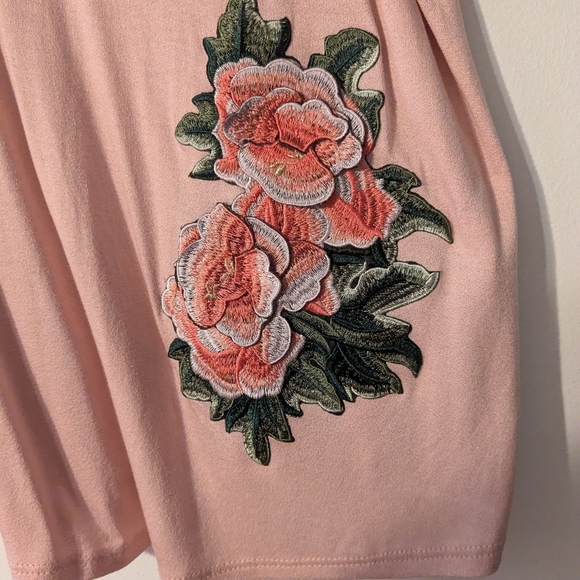 Avenue Blush Pink Cold Shoulder Embroidered Flower Top - Picture 3 of 6